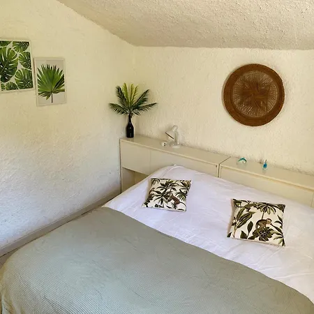 Seaview Villa, 4 Bedrooms, 5 Min Walk To *